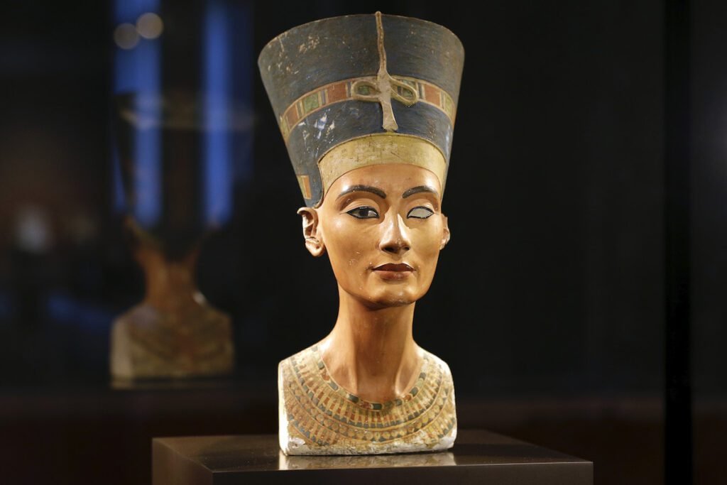 should egyptian mummies be taken back home?