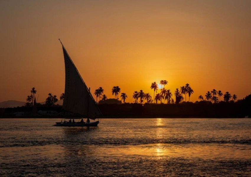 What is included in Nile cruise packages?