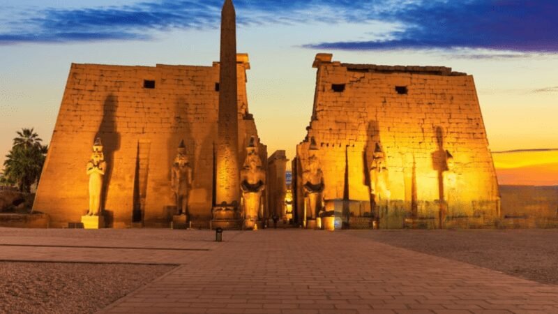 luxor temple at sunset