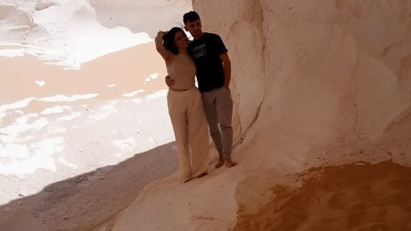 romantic moment in the white desert